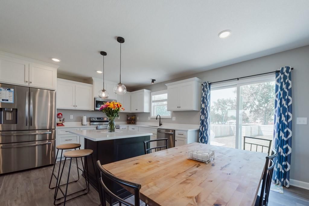 12712 Applewood Drive — photo 7