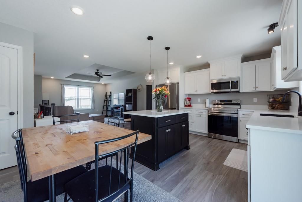 12712 Applewood Drive — photo 8