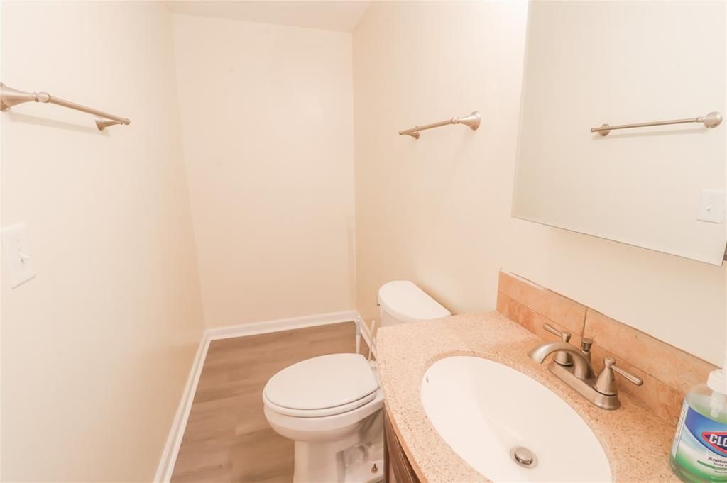 617 Jill Ann Drive — photo 28