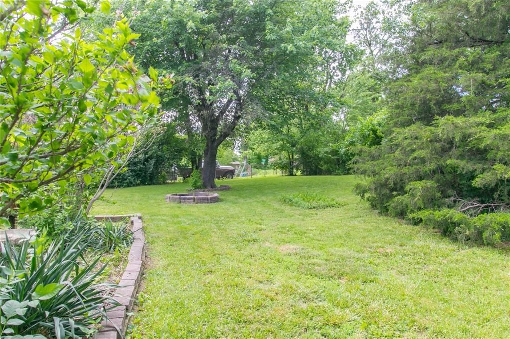 617 Jill Ann Drive — photo 31