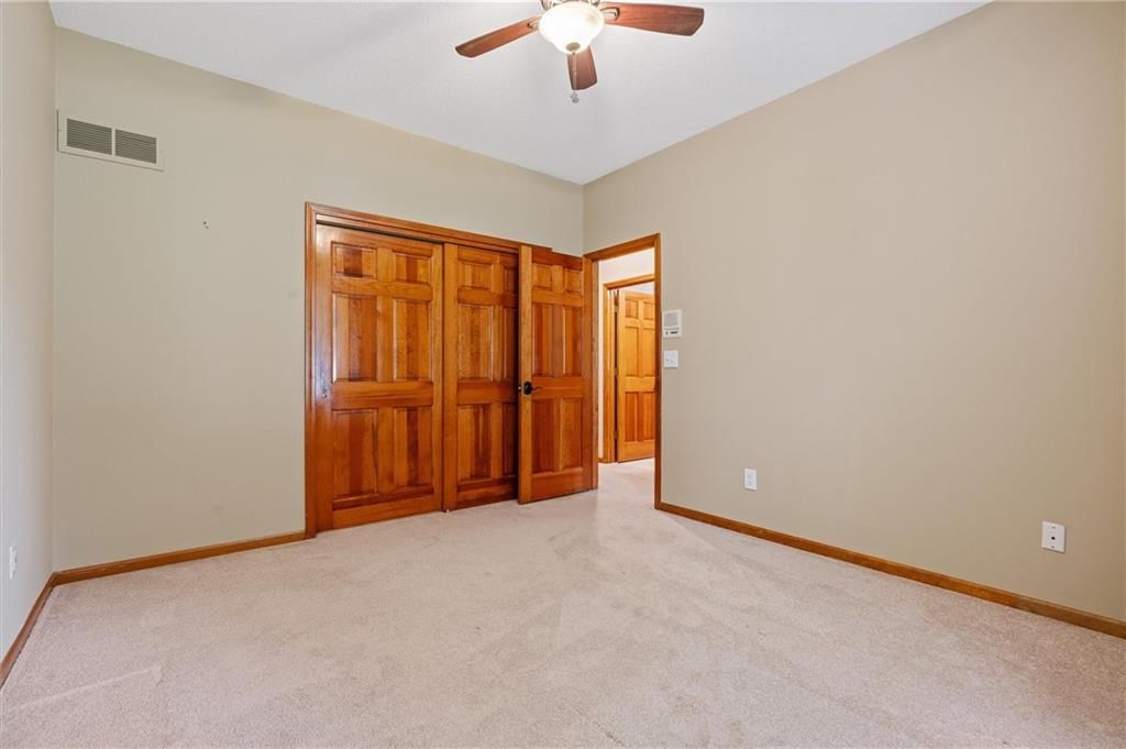1100 White Oak Lane — photo 29