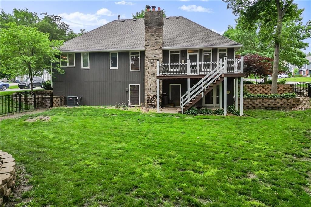 1100 White Oak Lane — photo 41