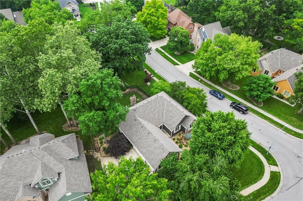 1100 White Oak Lane — photo 44