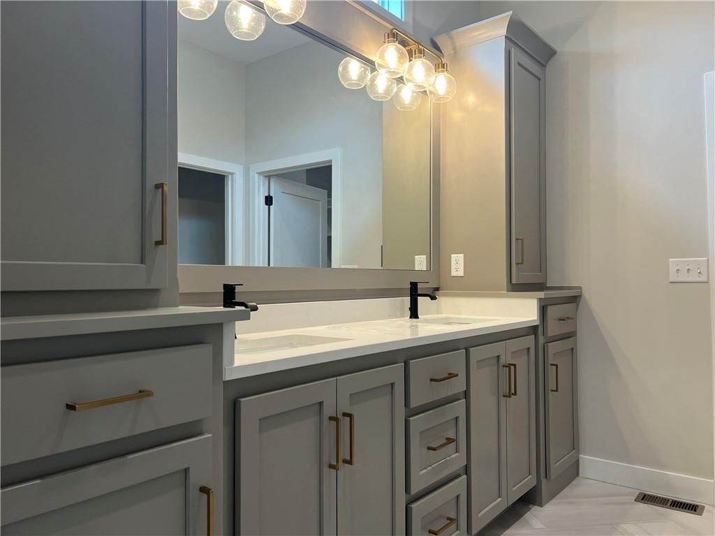 4612 SW Robinson Drive — photo 10