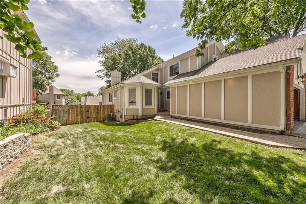 12107 Hemlock Street — photo 4