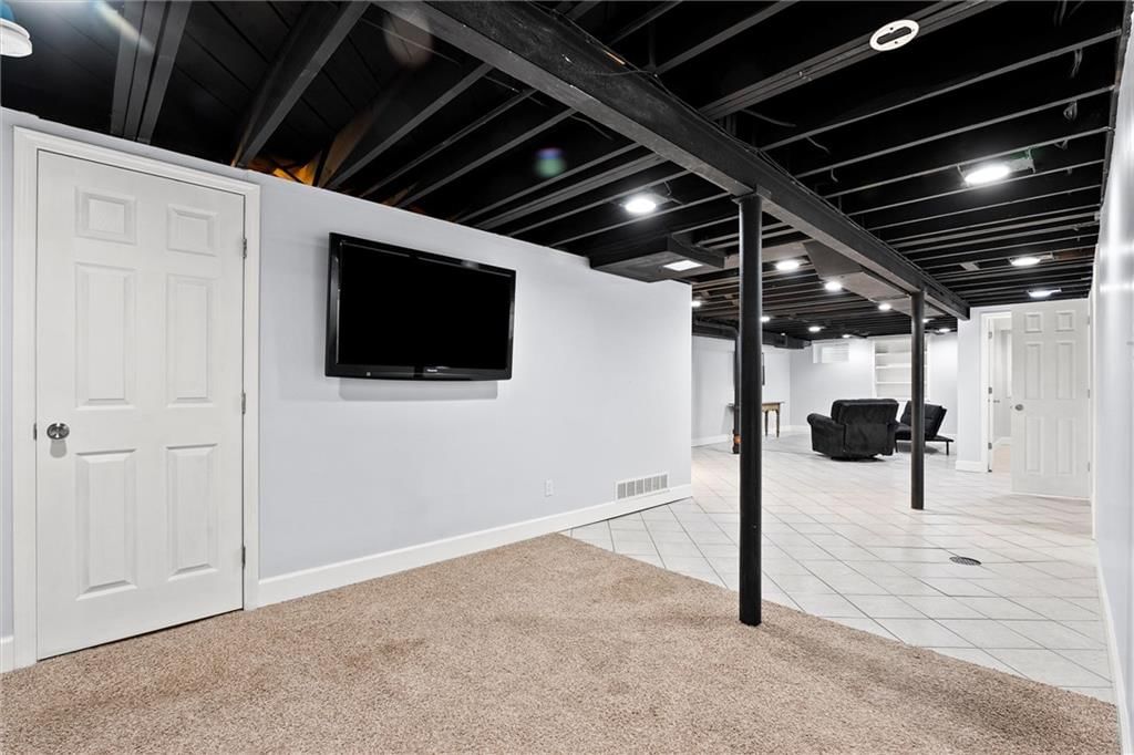 7247 Belinder Avenue — photo 23