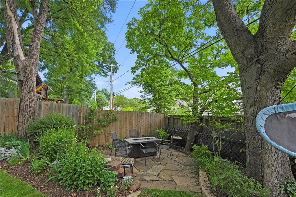 7247 Belinder Avenue — photo 29