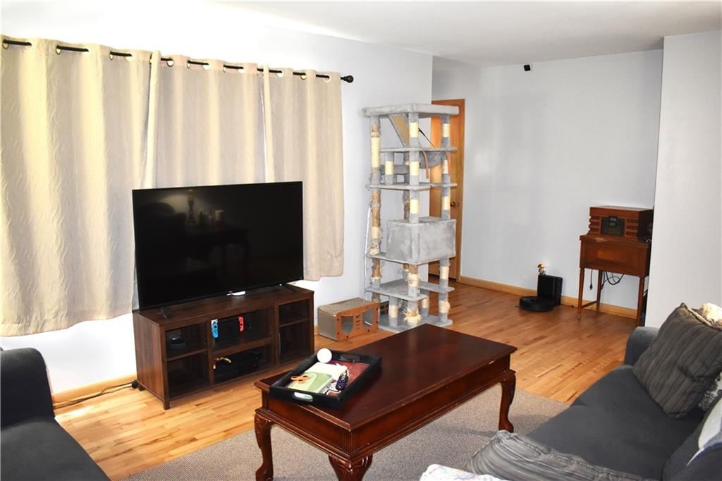 3519 Scott Street — photo 3