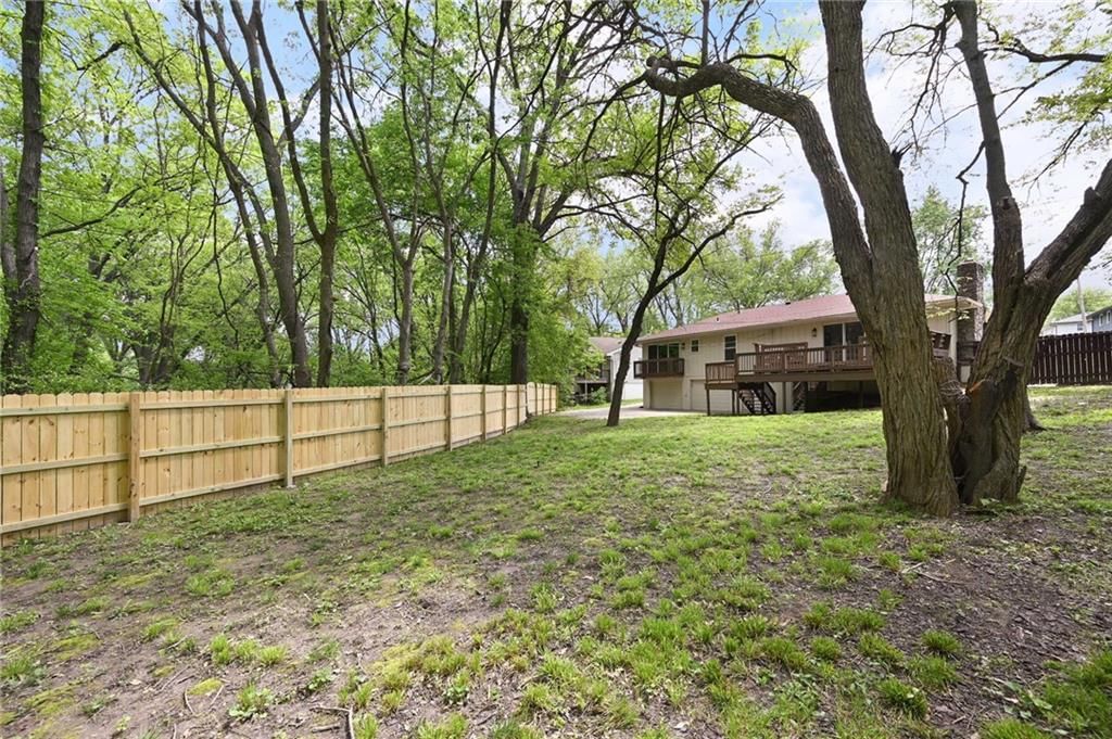 7826 Haskell Drive — photo 24