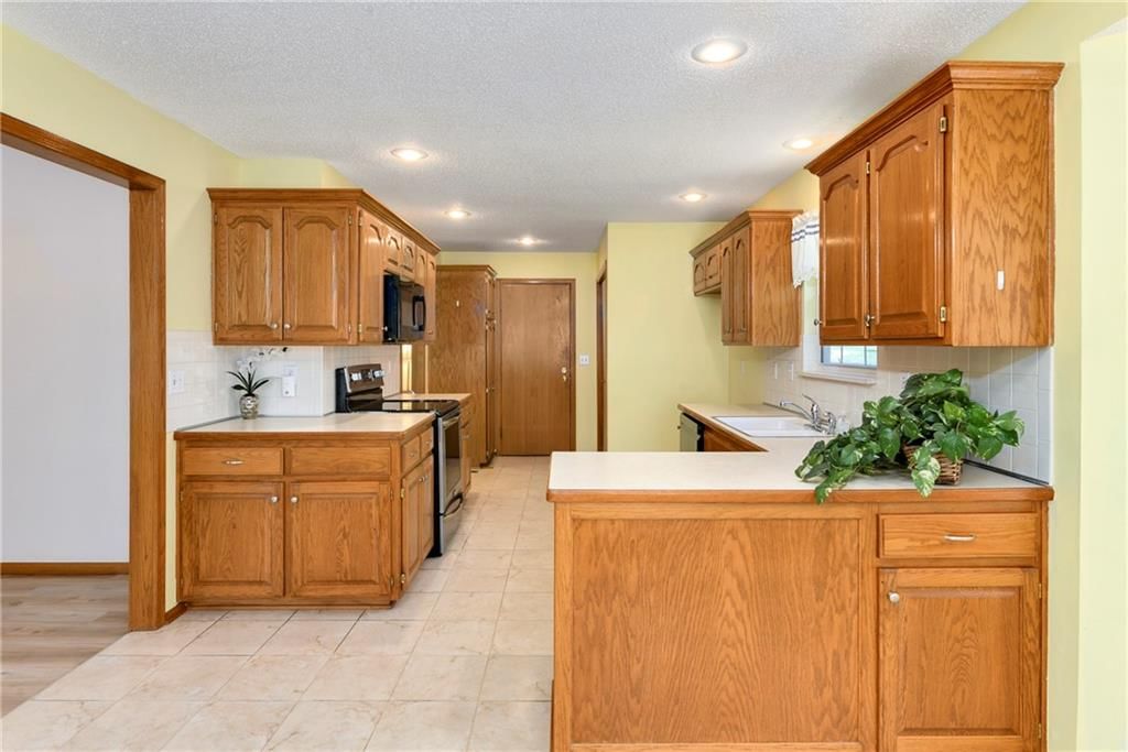 2104 NE Avanti Drive — photo 9