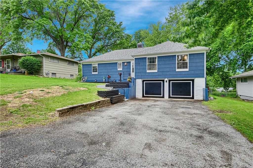 11228 Jackson Avenue, Kansas City, MO