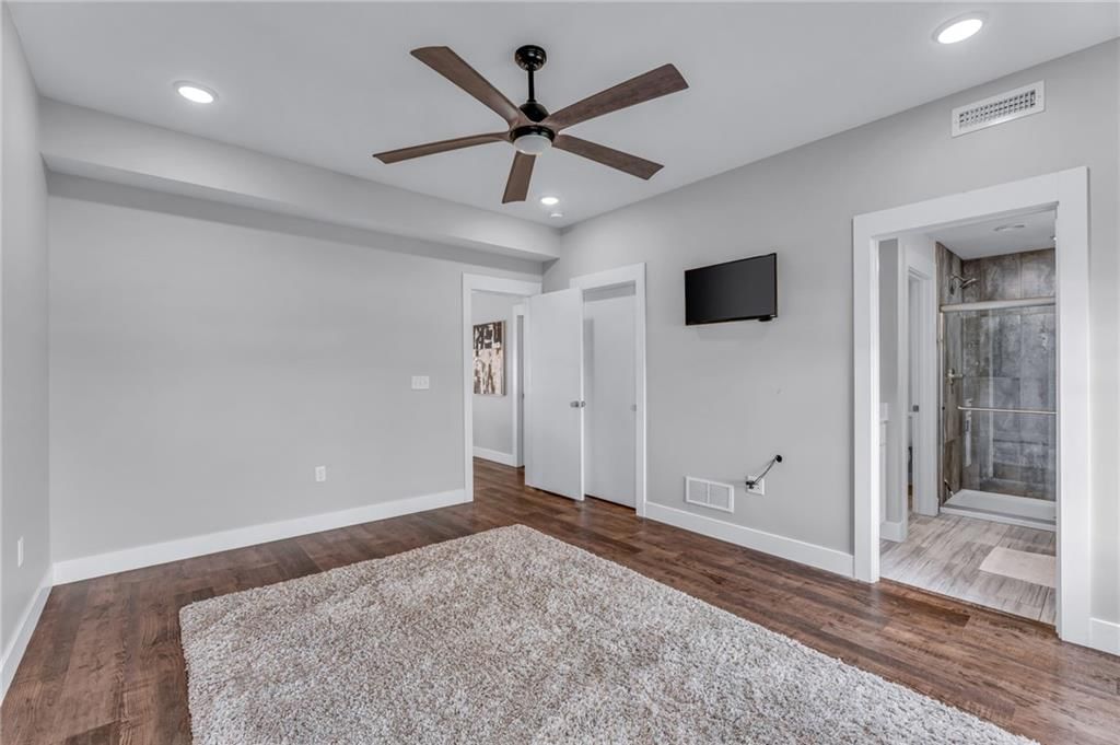 2704 Chasehire Drive — photo 15
