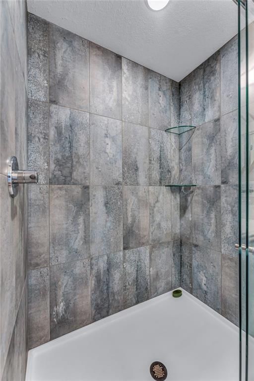 2704 Chasehire Drive — photo 18