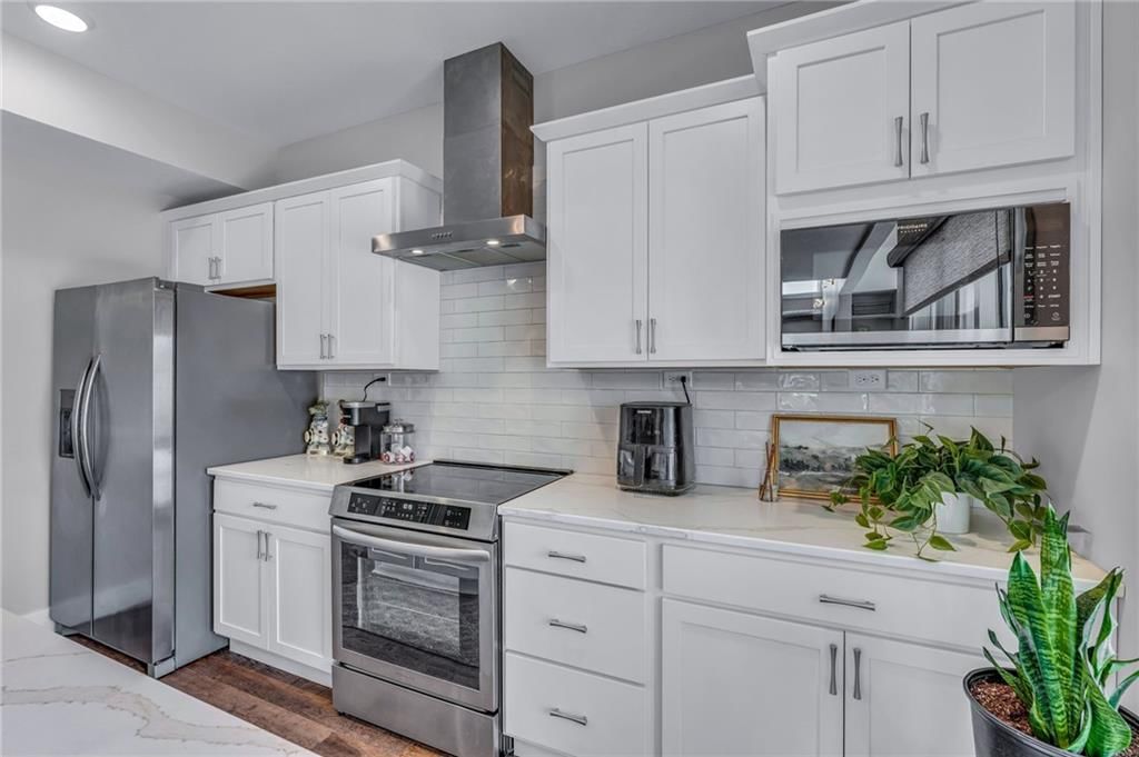 2704 Chasehire Drive — photo 9