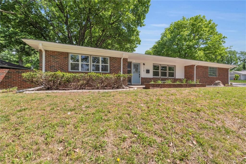 718 E Red Road — photo 10