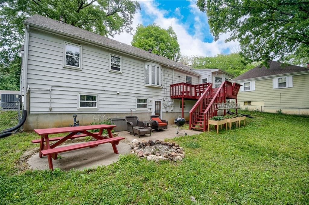 4309 NE 48th Terrace — photo 31