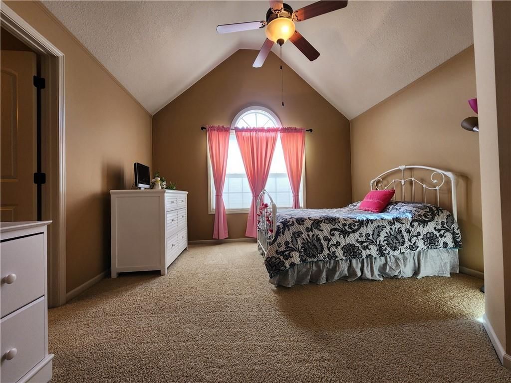 14650 NW 66th Terrace — photo 39