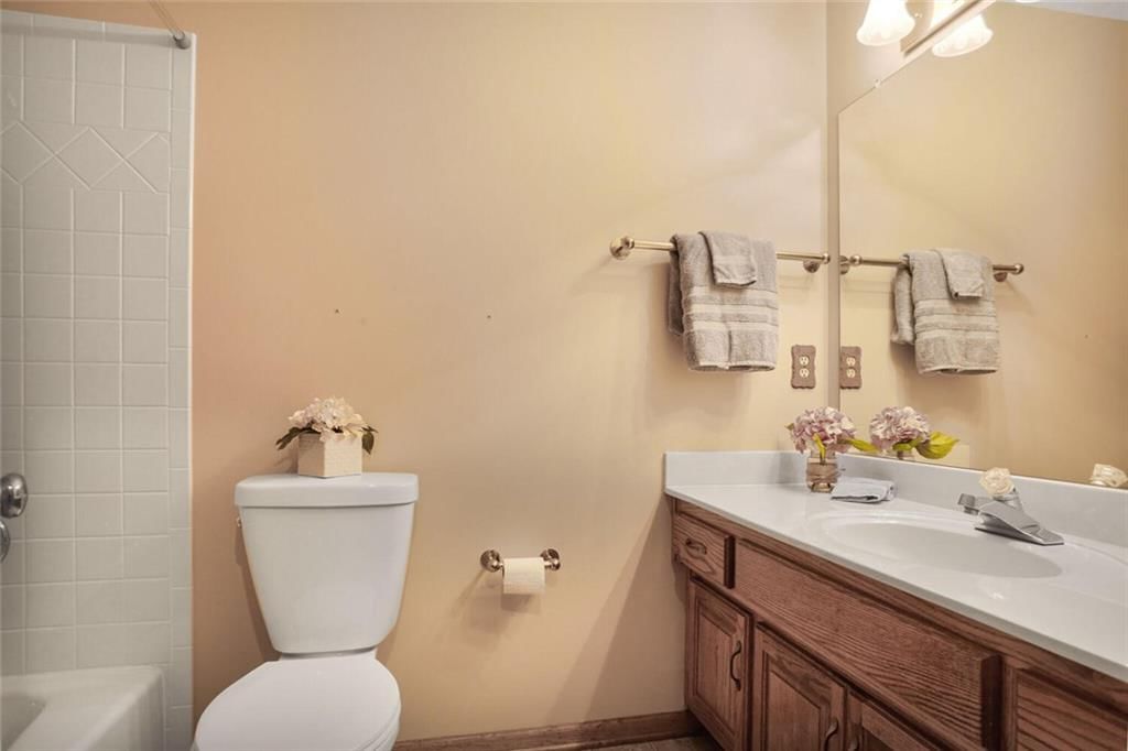 709 Kingston Drive — photo 19