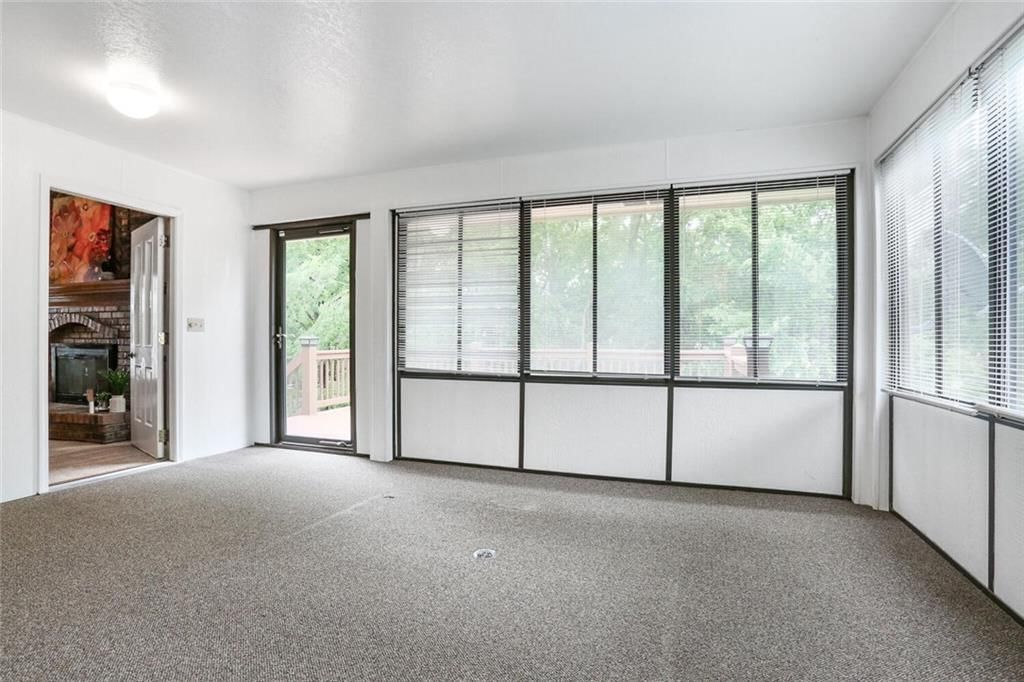 709 Kingston Drive — photo 26
