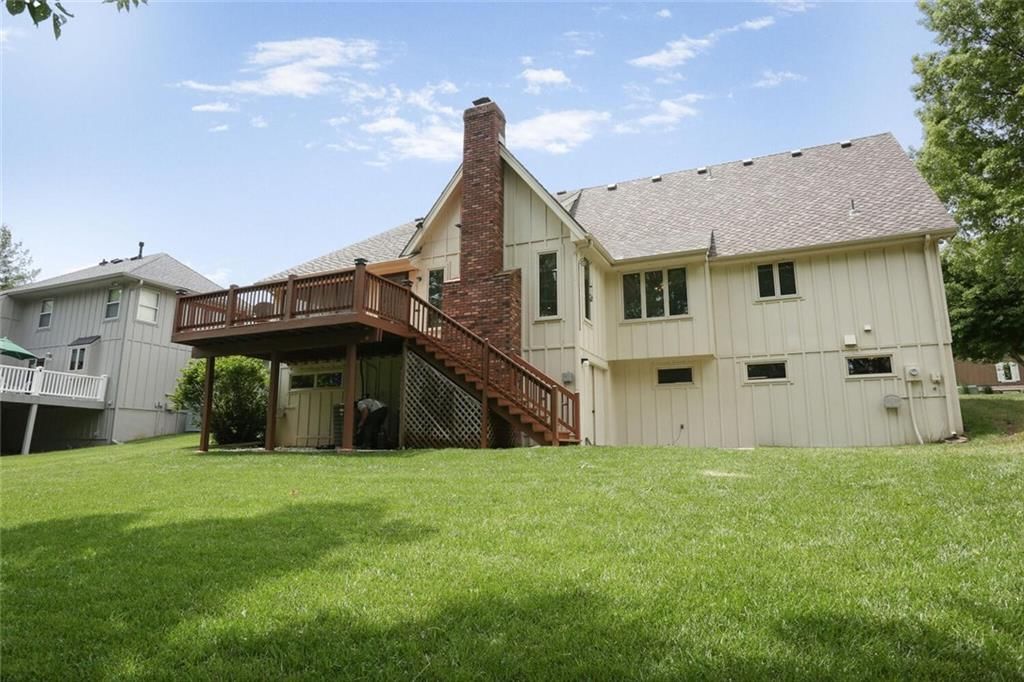 709 Kingston Drive — photo 32