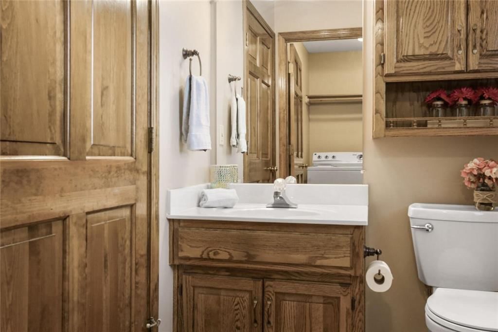 709 Kingston Drive — photo 10