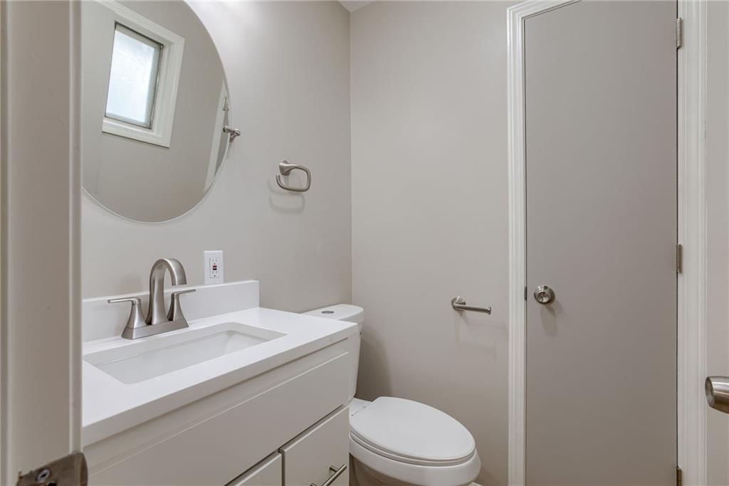 319 W MORSE Avenue — photo 15