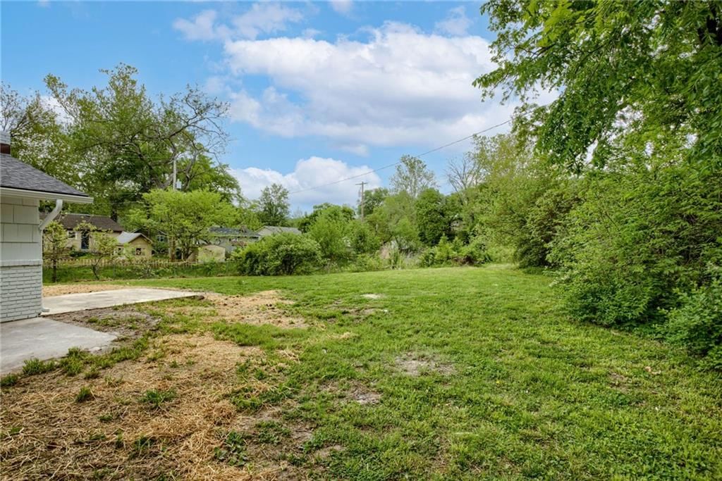 319 W MORSE Avenue — photo 24