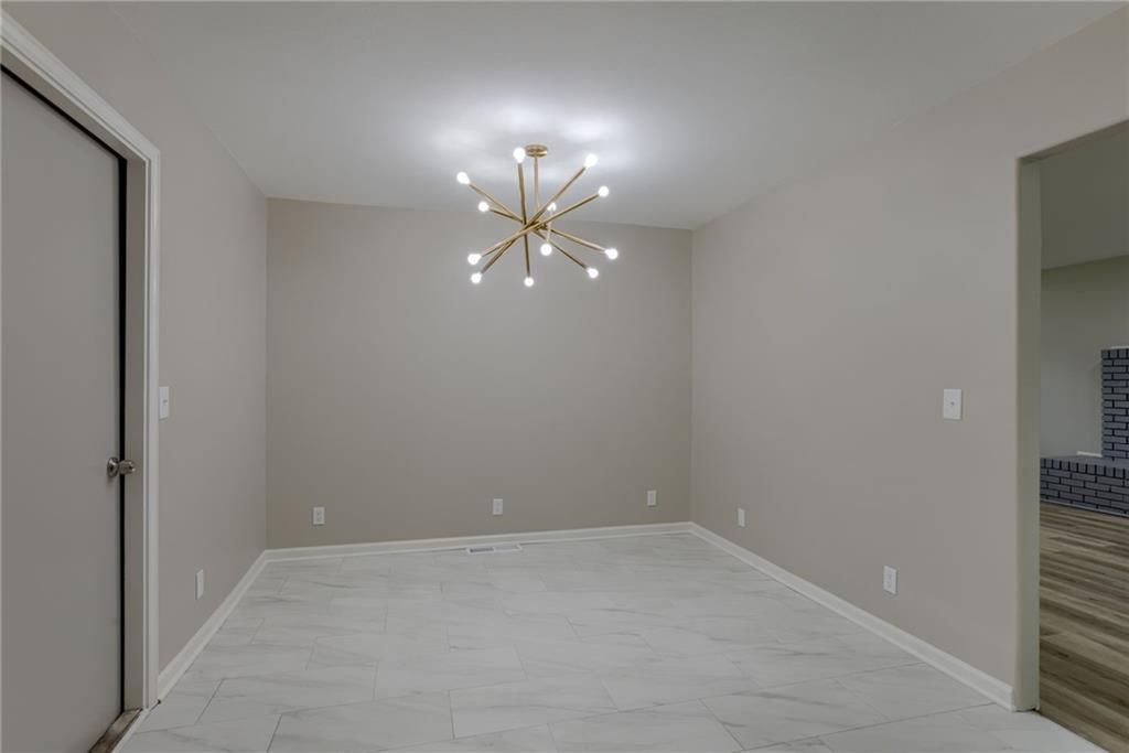 319 W MORSE Avenue — photo 7