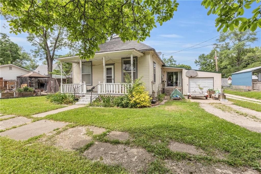613 W 3rd Street — photo 3