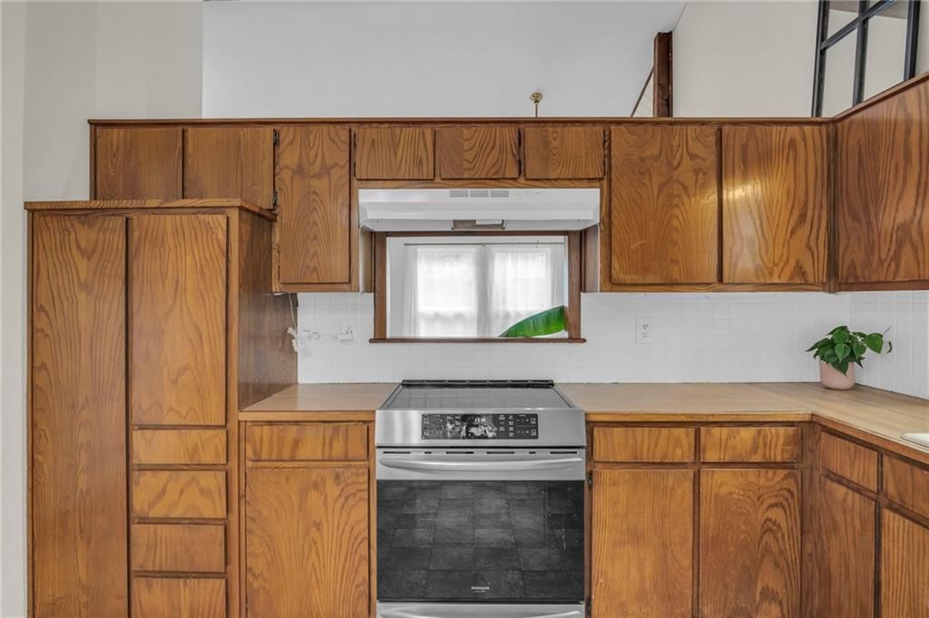 9137 Greenway Lane — photo 12