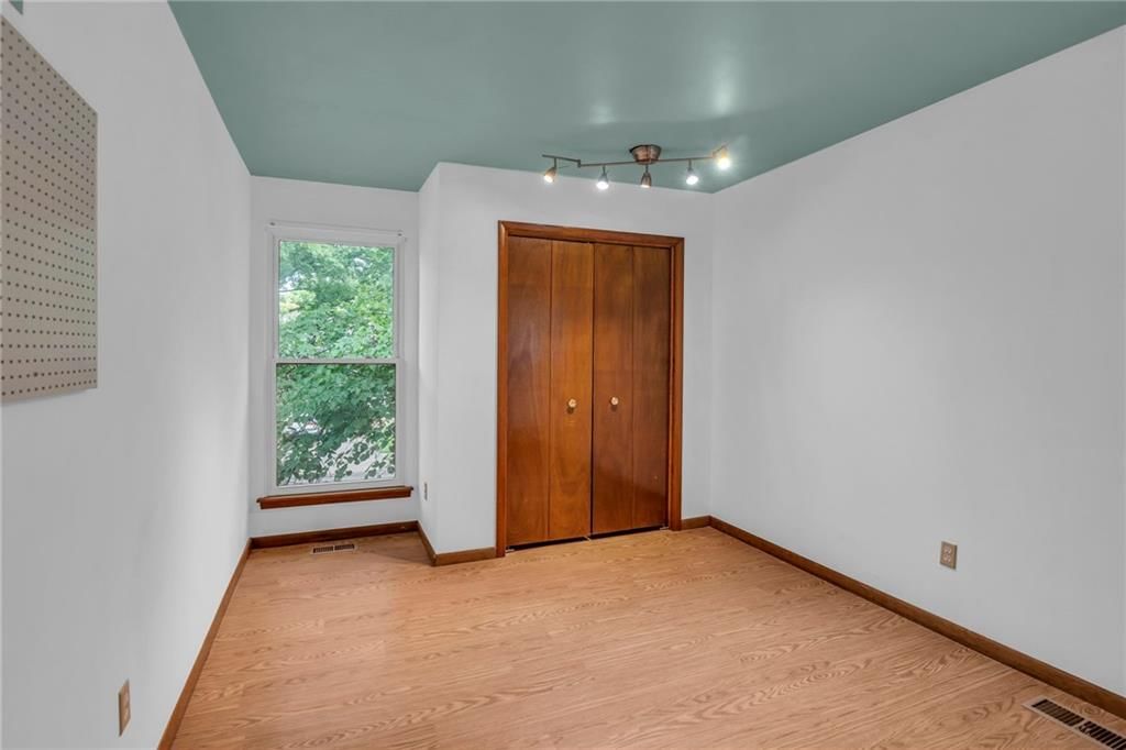 9137 Greenway Lane — photo 24