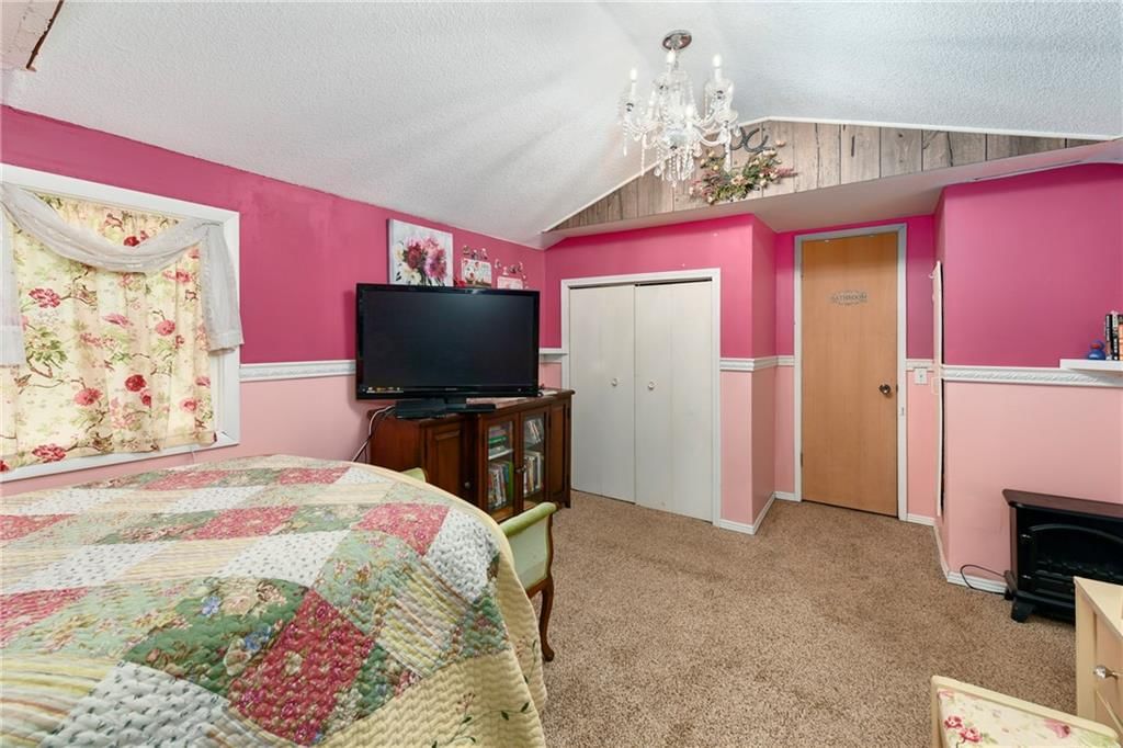 247 Emerson Avenue — photo 11
