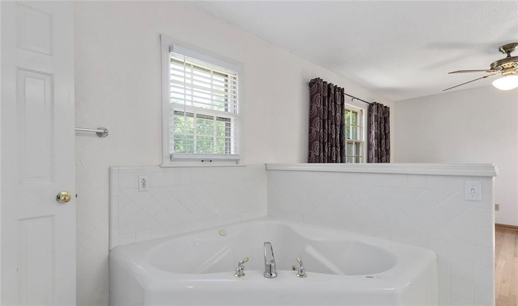 14820 Tomasha Drive — photo 19