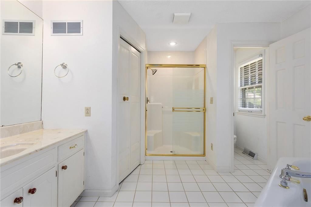 14820 Tomasha Drive — photo 20