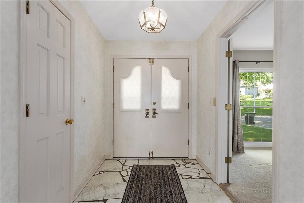 14820 Tomasha Drive — photo 3