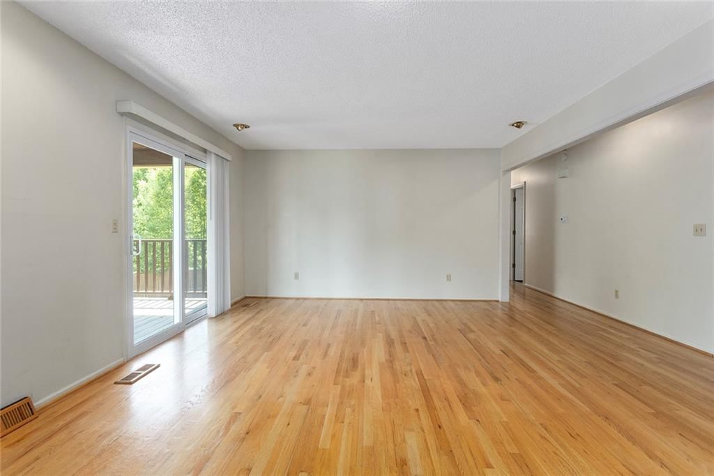 14820 Tomasha Drive — photo 7