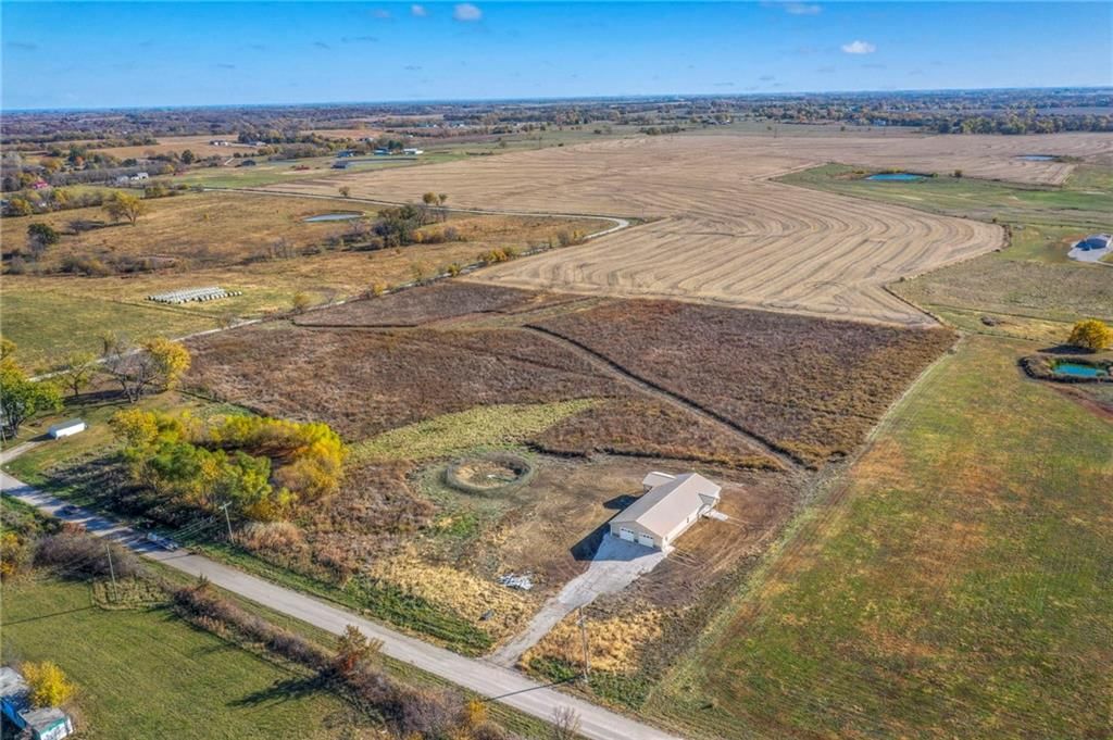 1086 SW 75th Road, Holden