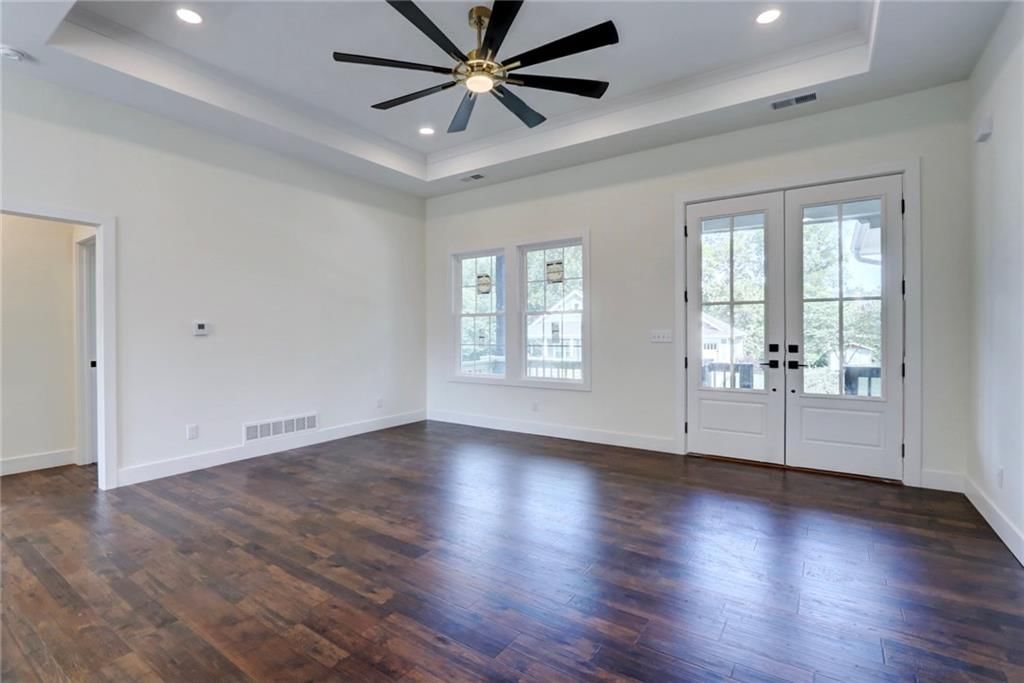 220 Rock Bridge Parkway — photo 3