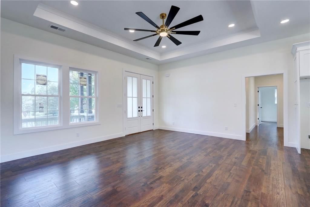 220 Rock Bridge Parkway — photo 4