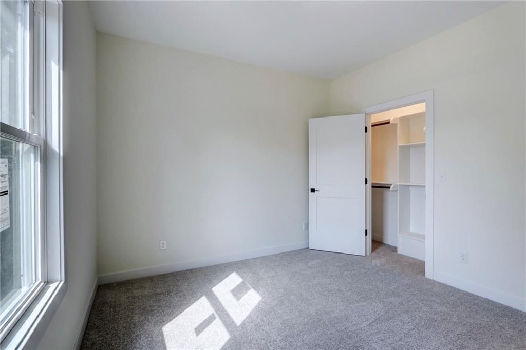220 Rock Bridge Parkway — photo 36