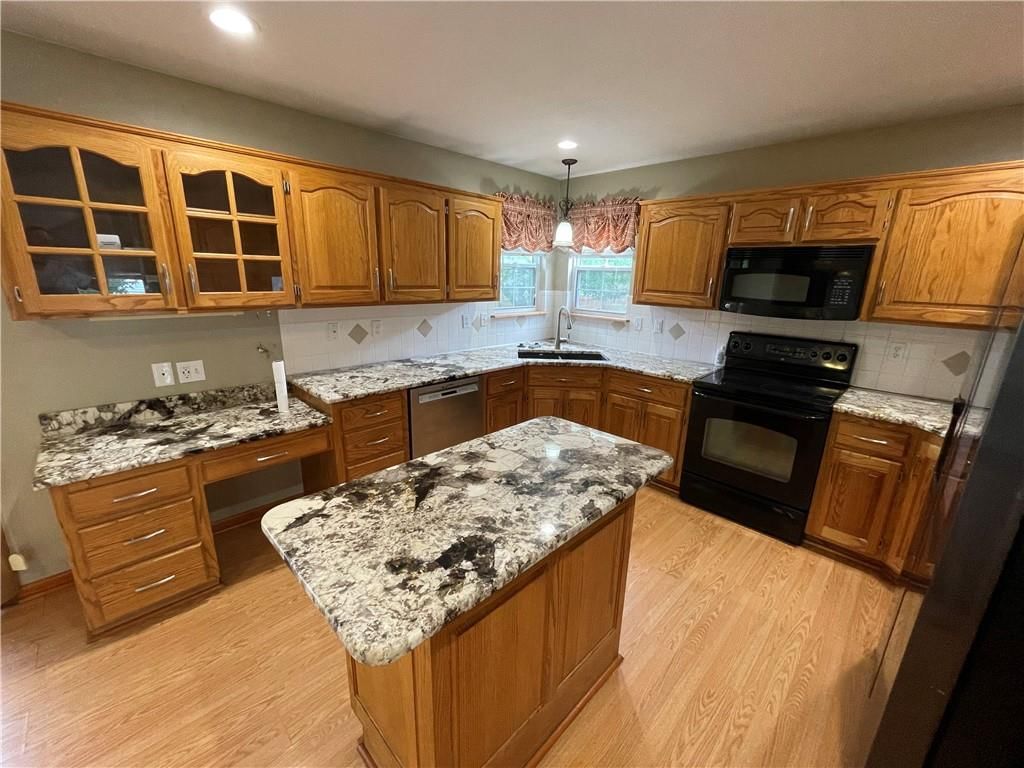 2212 SE 6TH Street — photo 7