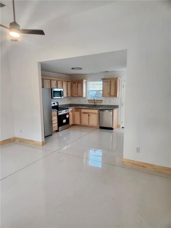 705 W Pleasant Street — photo 6