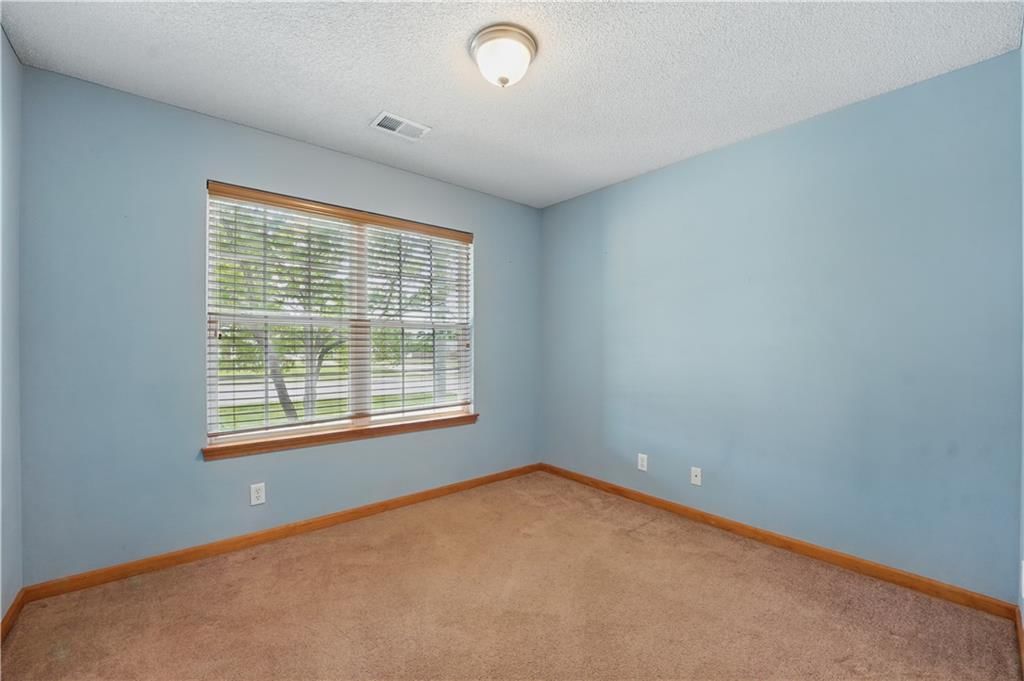 734 Carlisle Drive — photo 20