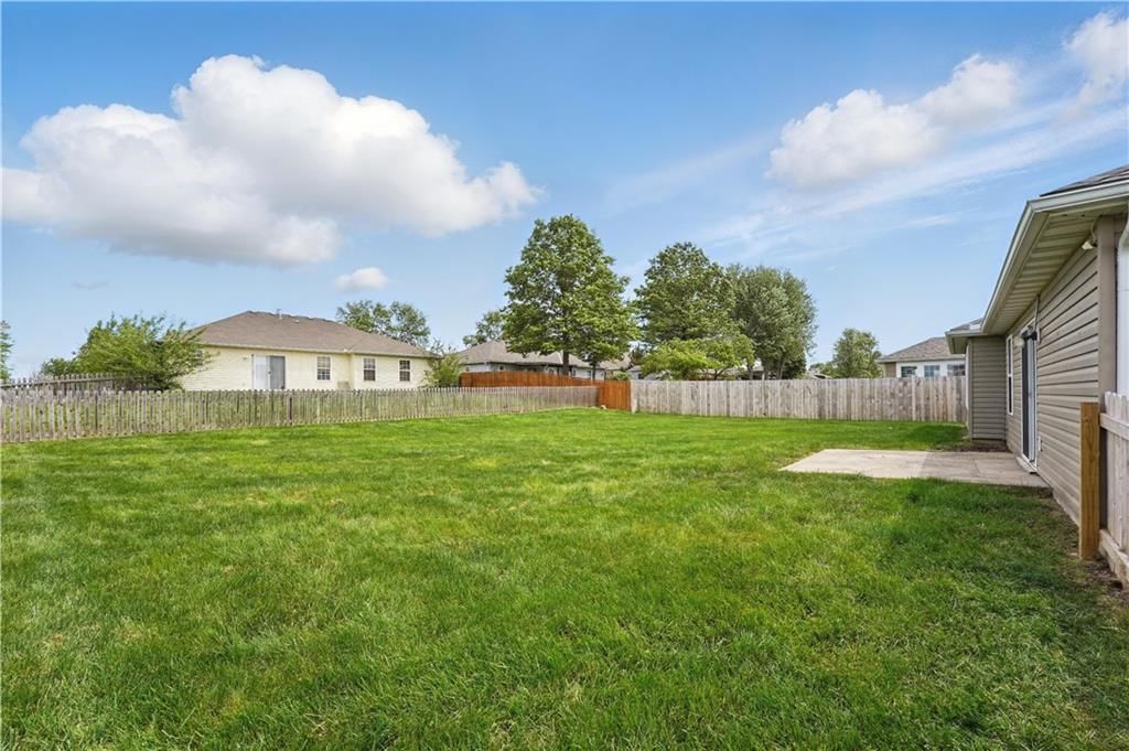 734 Carlisle Drive — photo 24