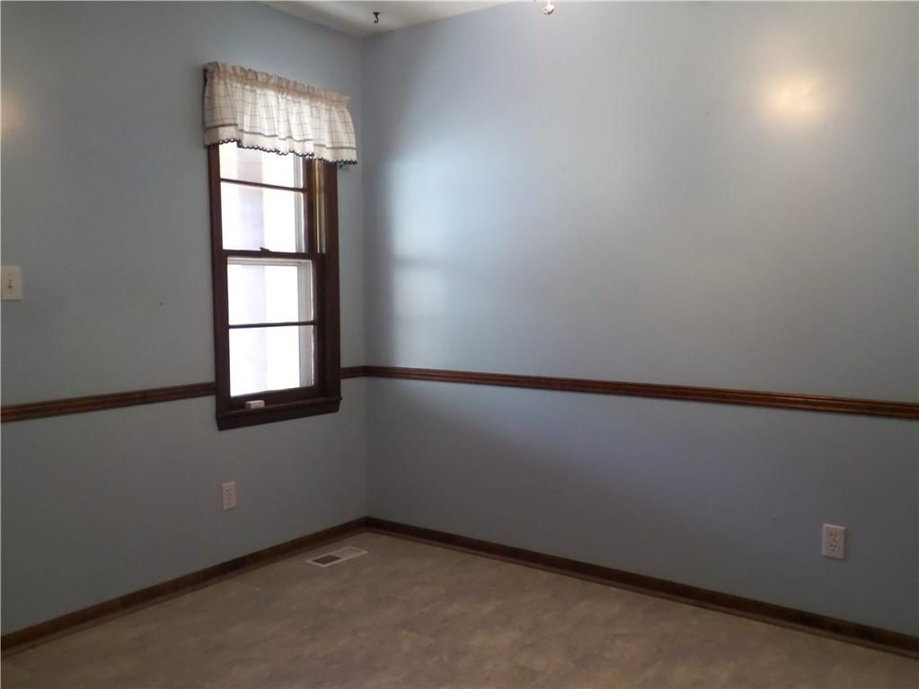 1947 E Sunvale Drive — photo 12