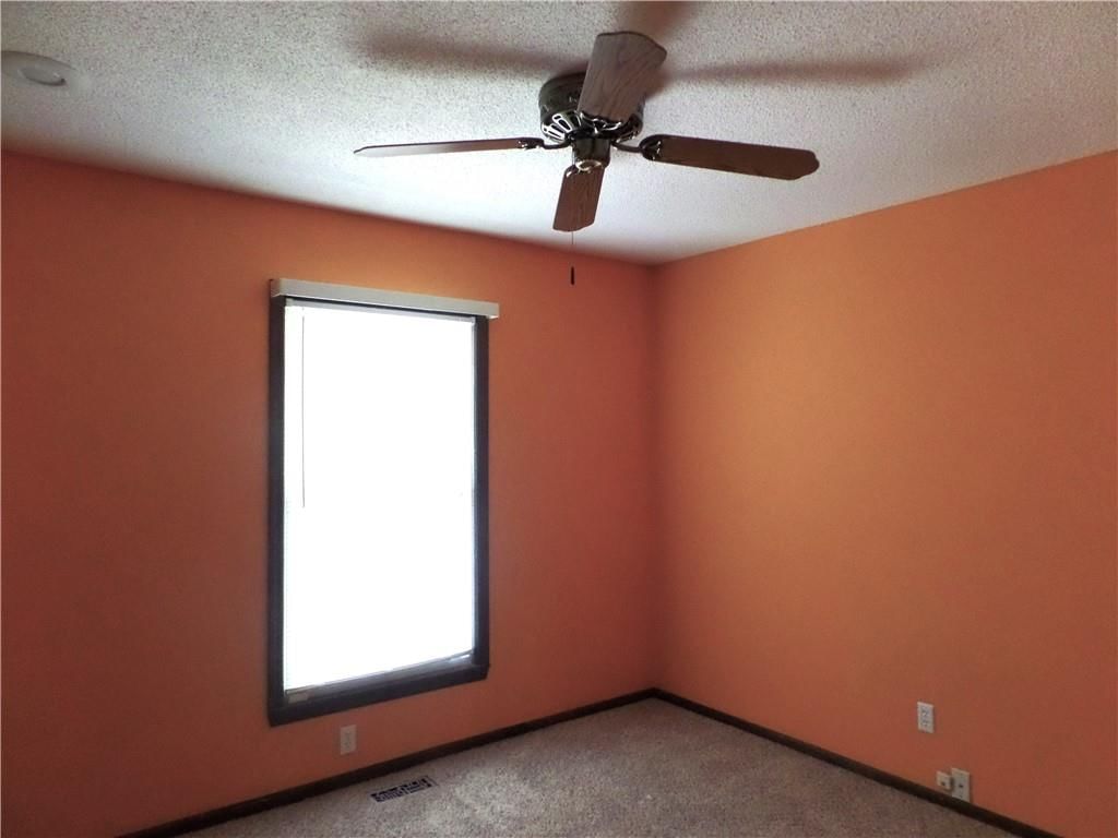 1947 E Sunvale Drive — photo 14