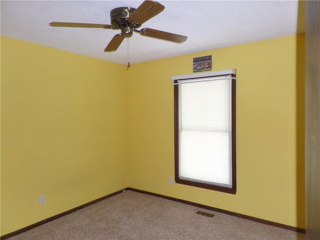 1947 E Sunvale Drive — photo 15