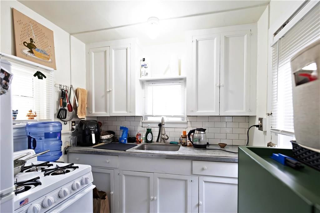 728 Rhode Island Street — photo 2