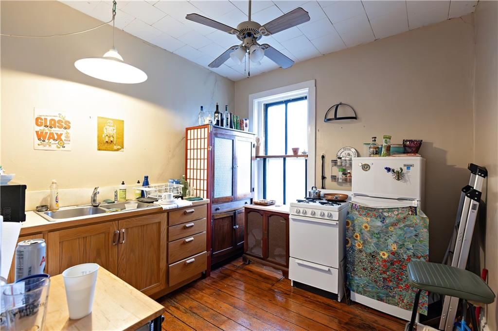 728 Rhode Island Street — photo 10
