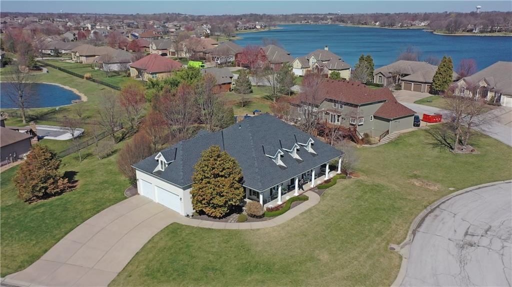 4704 SW Gull Point Drive — photo 2